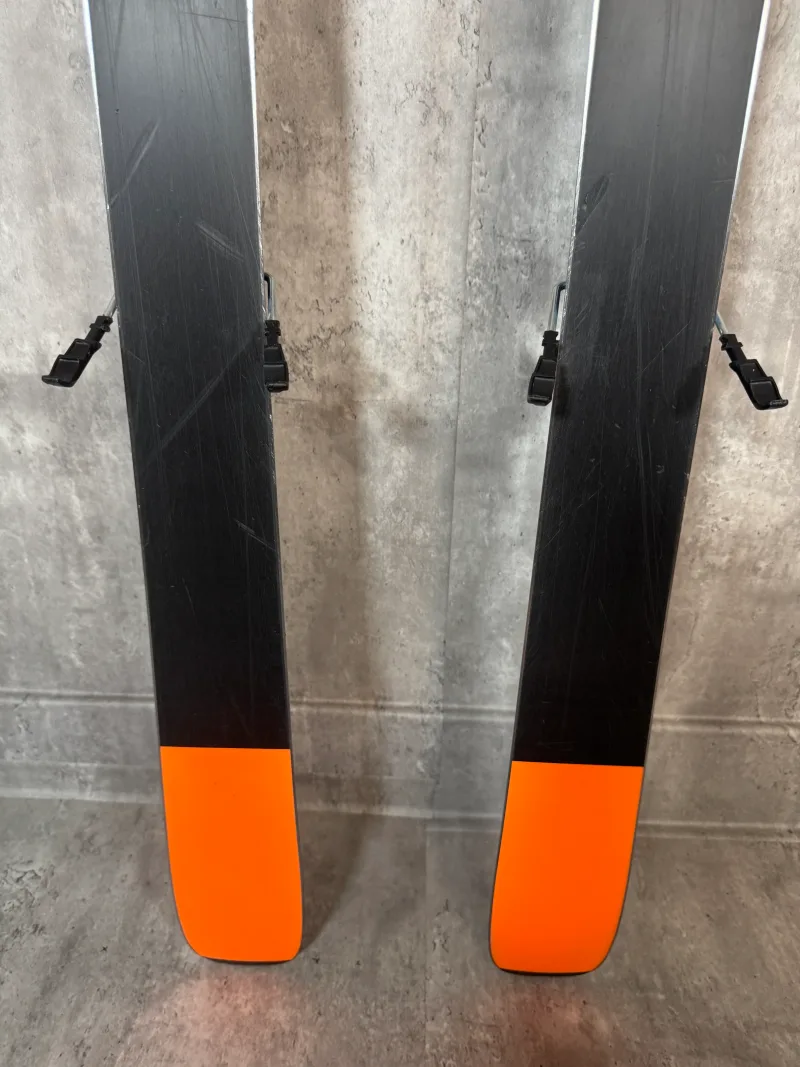 Demo/Used - Blizzard Black Pearl 88 2026